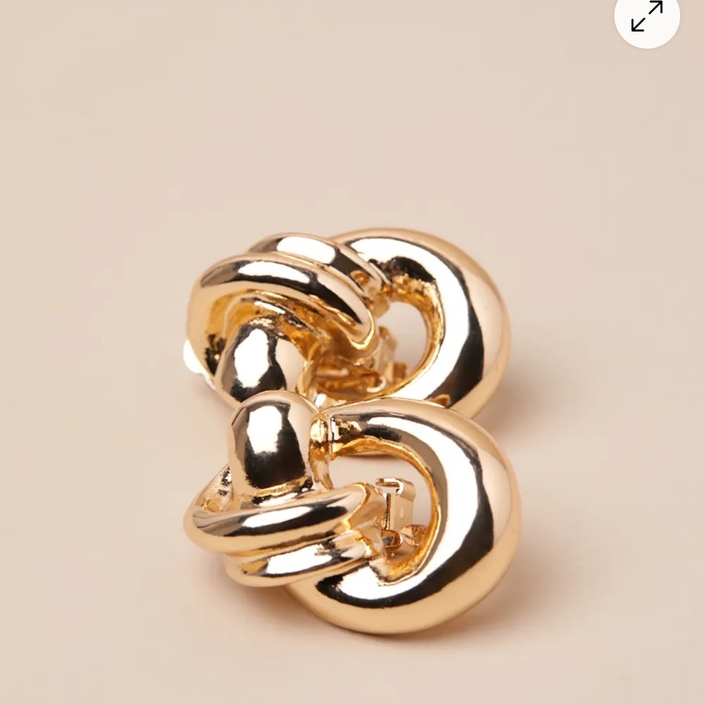 Lulu's Glamorous Boldness Chunky Knotted Earrings